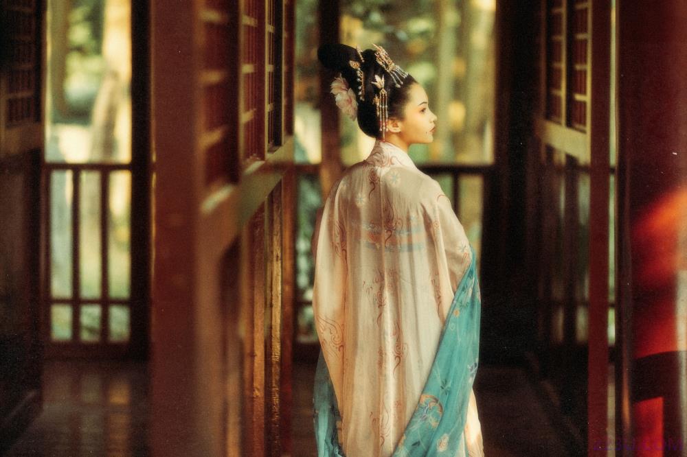 花想容 - 24P - 摄影：若寒Rock - 模特：媛媛-艺语图