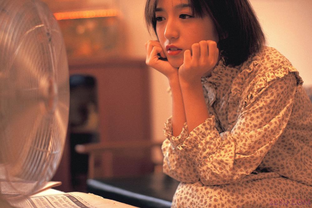 心动 – 26P – 摄影：BENLEON – 模特：靓靓-艺语图