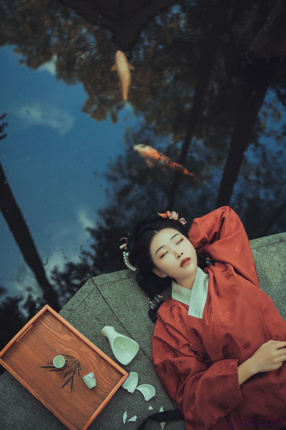 青鲤入我梦 – 22P – 摄影：若寒Rock – 模特：是鲤鱼吧-艺语图