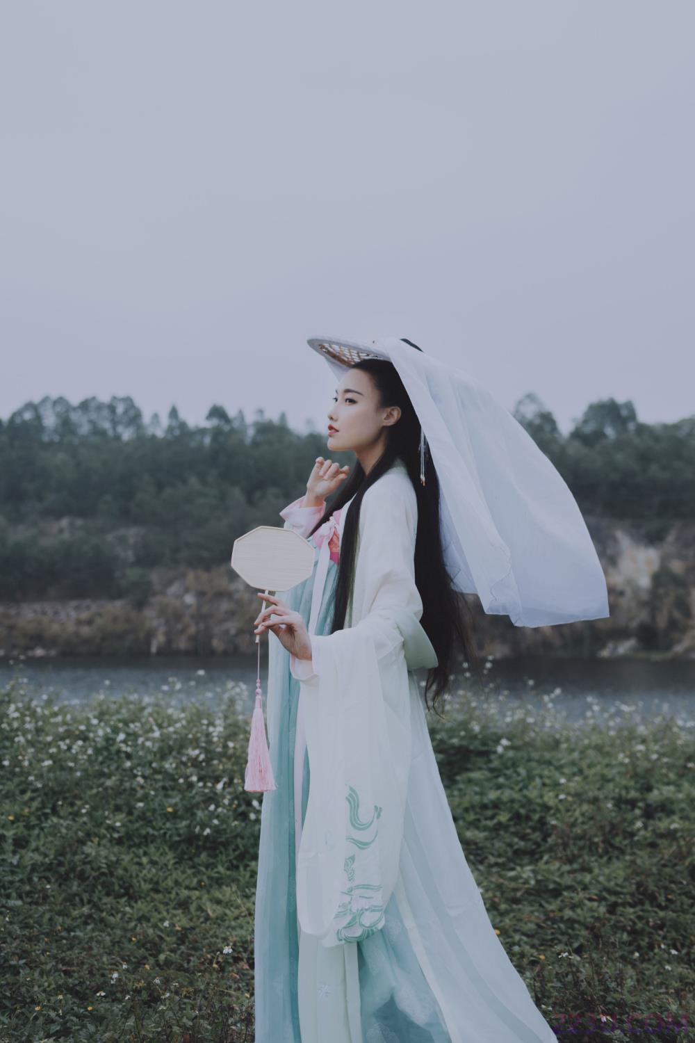 放鹤渚 – 25P – 摄影：若寒Rock – 模特：逆逆-艺语图