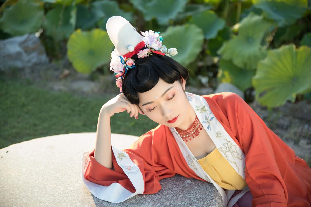 倚闲庭 - 摄影：温言 - 模特：萌音不萌-艺语图