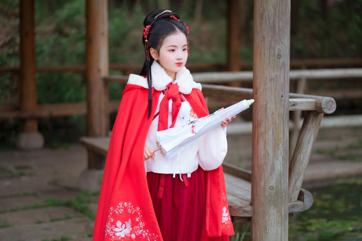 二月春暖花开 – 摄影：笑格格 – 模特：思语-艺语图