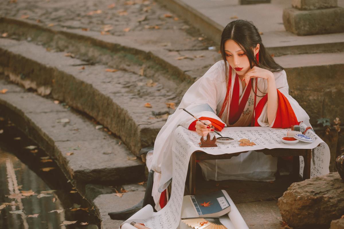 枫月 – 摄影：九默 – 模特：梵九-艺语图