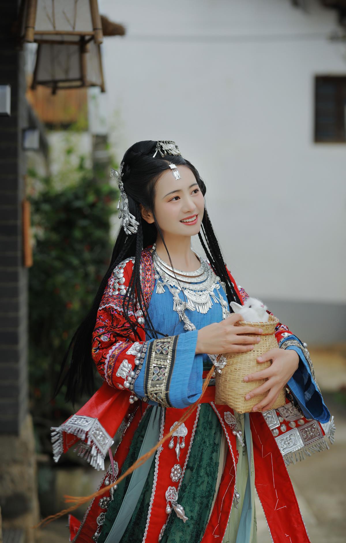 桃花开的时候 – 摄影：阿录- – 模特：瑜瑾-艺语图