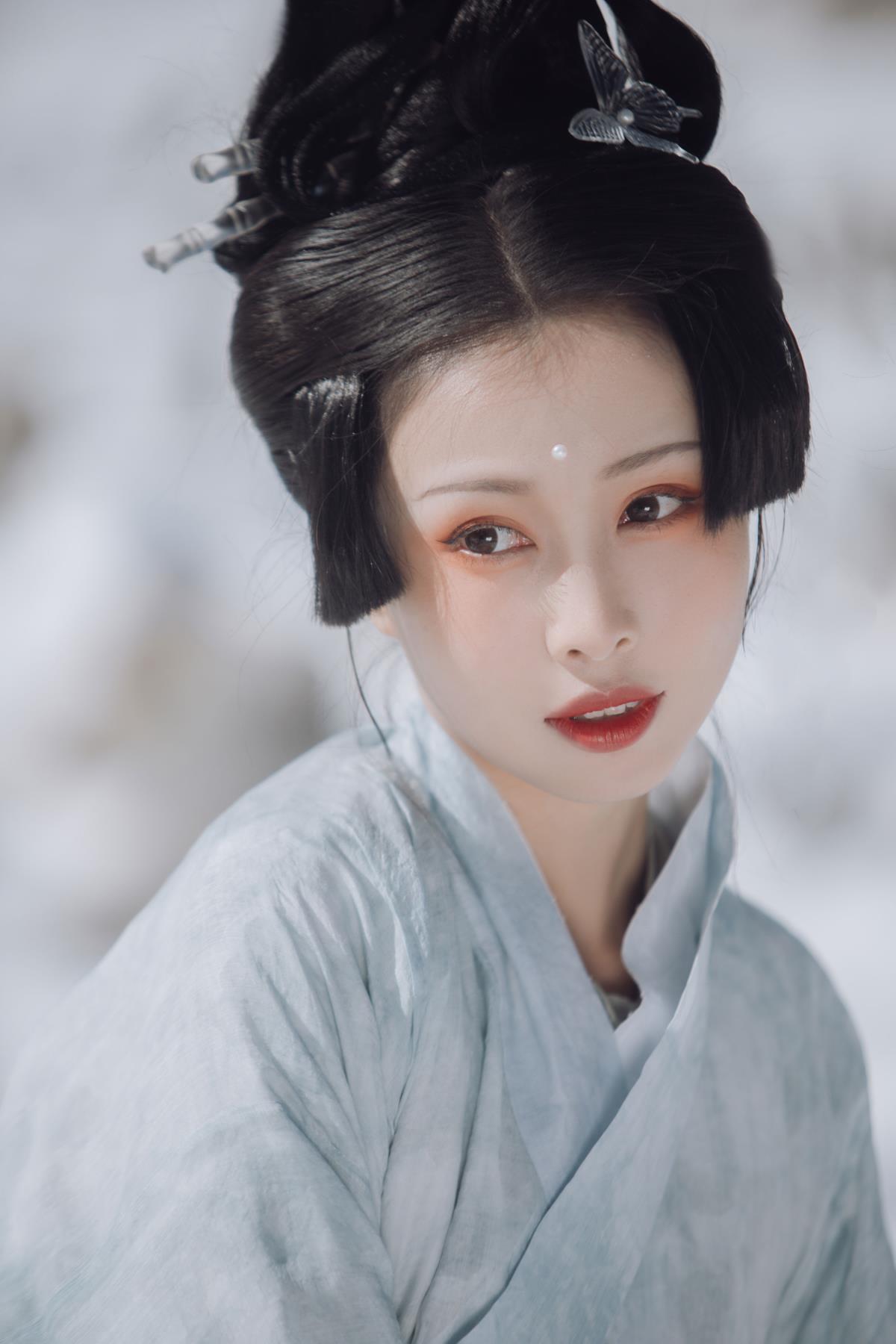 风回雪 - 摄影：出门拍照的小小怪 - 模特：姌Rr-艺语图