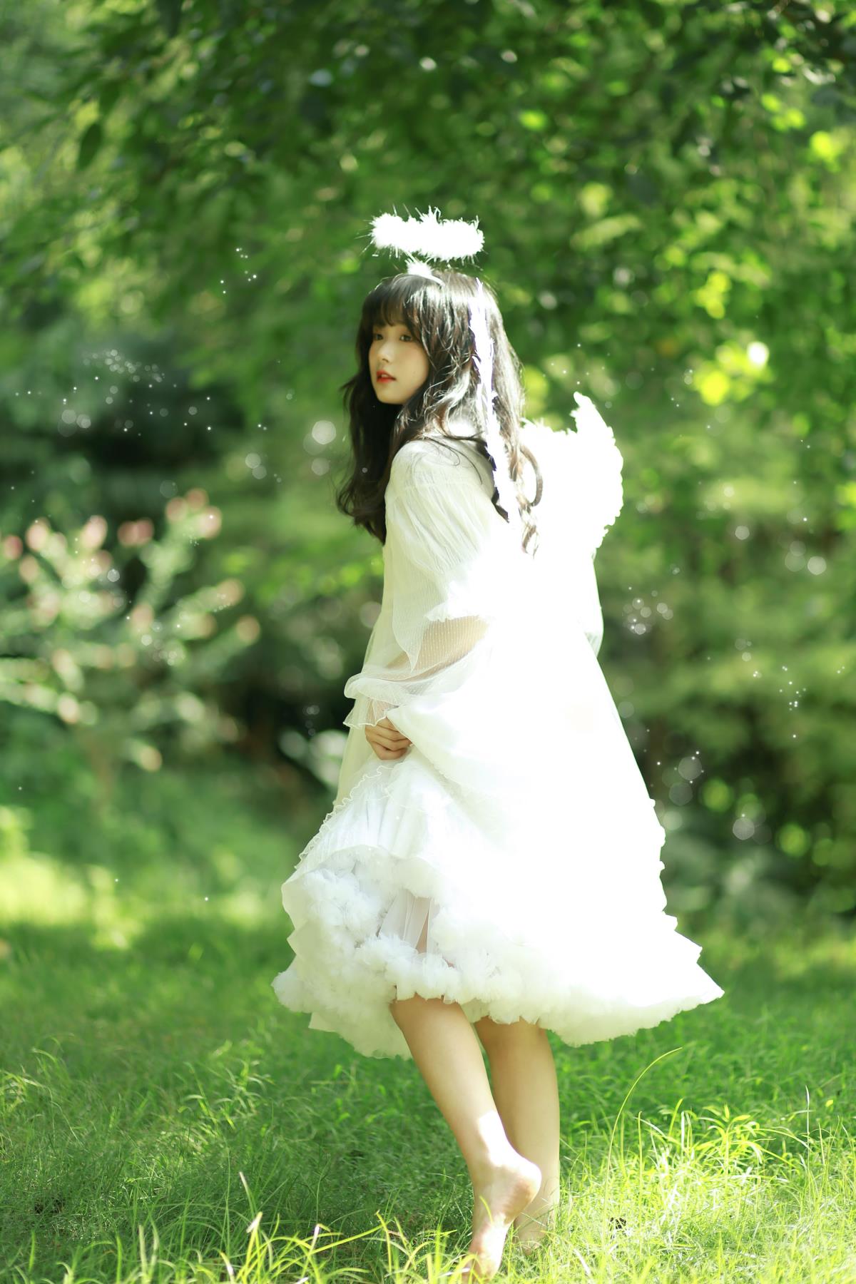 光落入尘世间 – 摄影：z琼之之之 – 模特：至春禾-艺语图