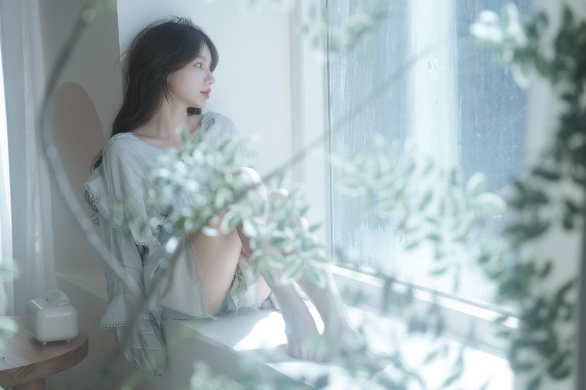 北欧极简风格民宿写真 - 摄影：胡渣 - 模特：姝雯同学-艺语图