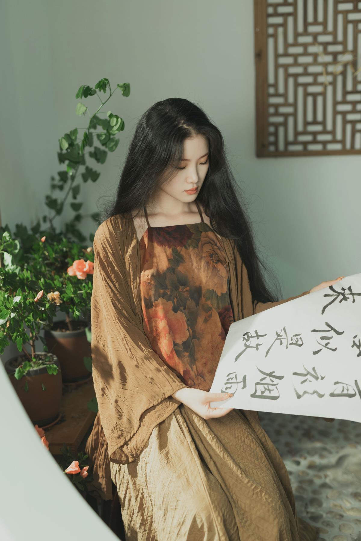 素衣 - 摄影：倾海的小健健呀 - 模特：相望回首喵喵喵-艺语图