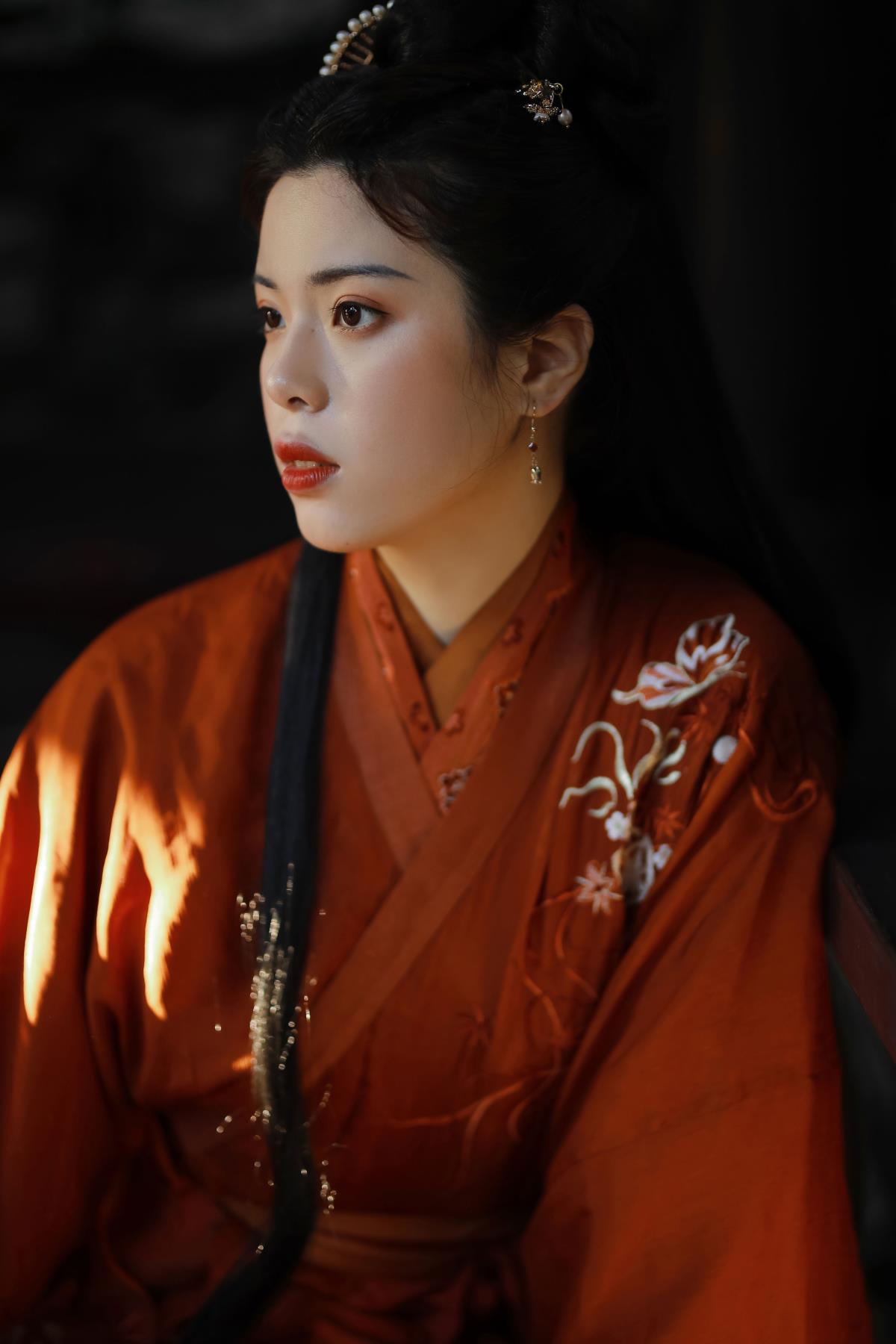 桃李春风一杯酒 – 摄影：溜花梨 – 模特：一只仟仟-艺语图