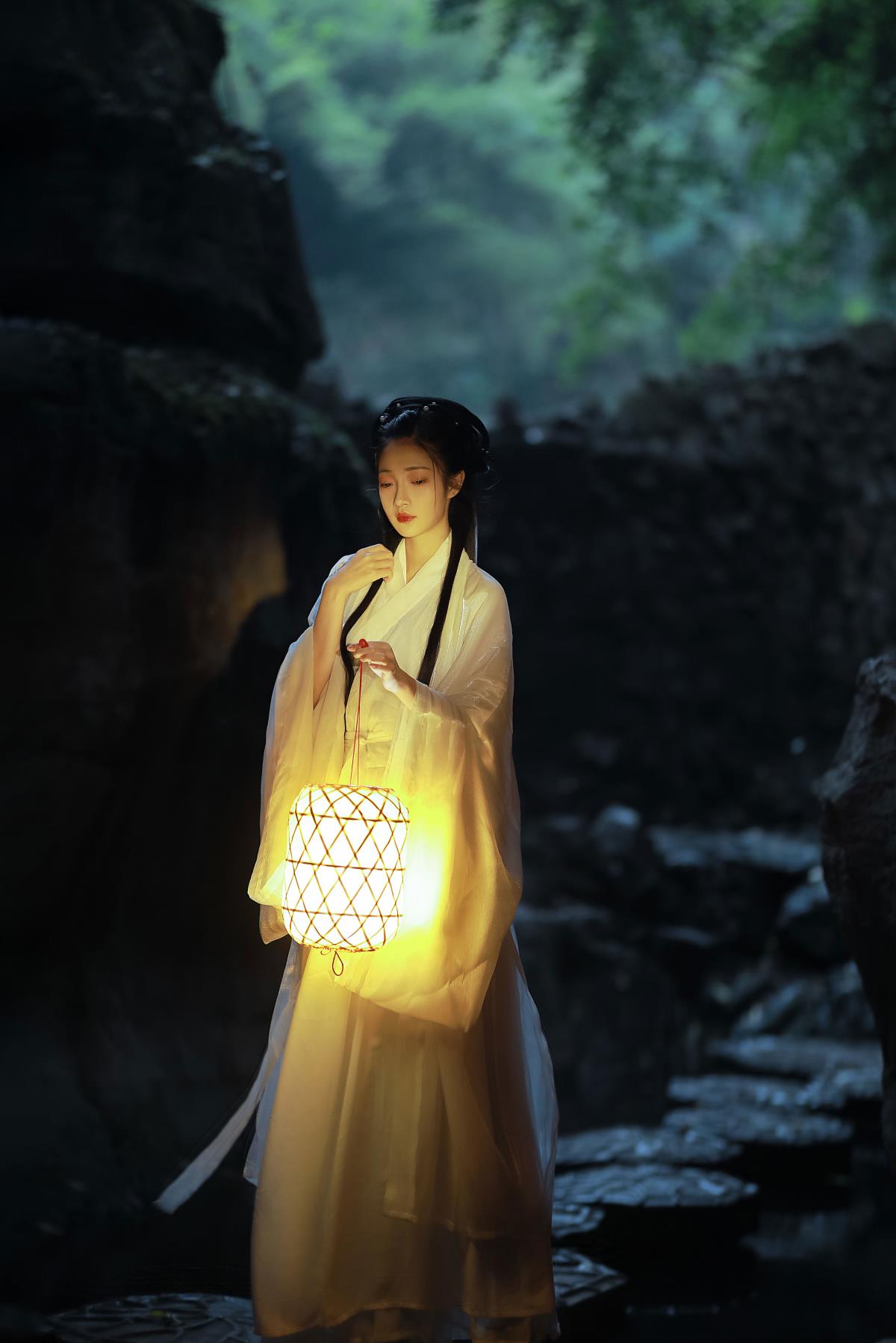 风雨夜归人 - 摄影：越路 - 模特：小呆同学-艺语图