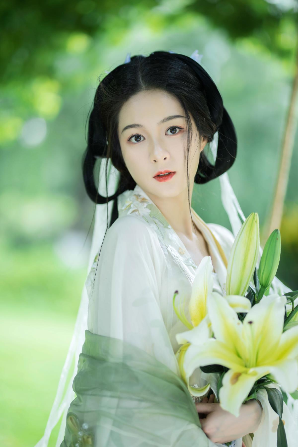 夏日百合 - 摄影：安风_Wind - 模特：余鱼_Coo-艺语图