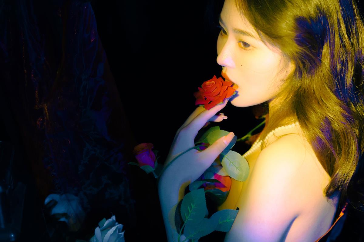 玫瑰往事 - 摄影:LLL_Lia_ - 模特:鸭鸭泡芙-艺语图