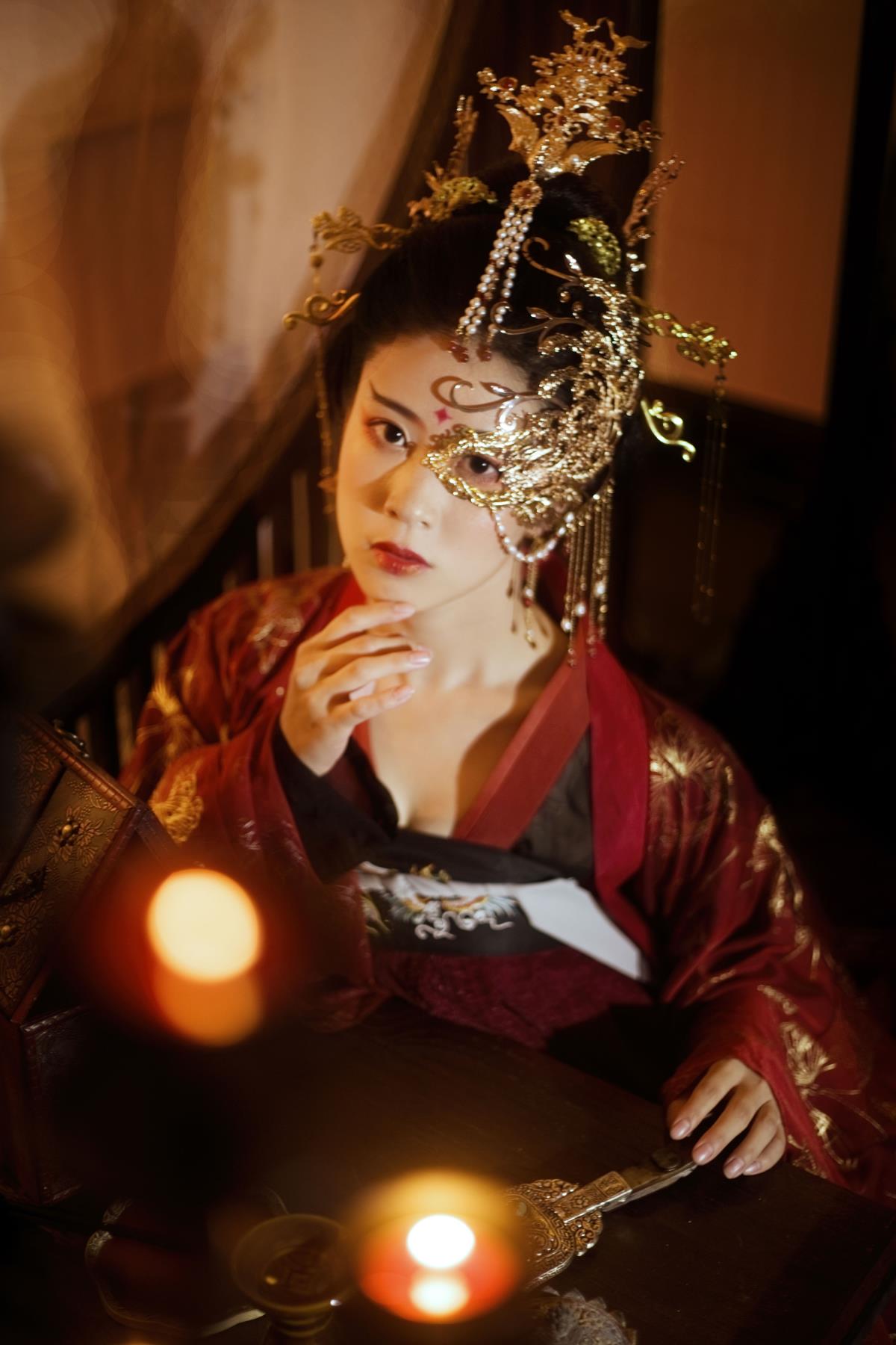 半面妆 - 摄影：一口流心芝士 - 模特：一九九几的喵-艺语图