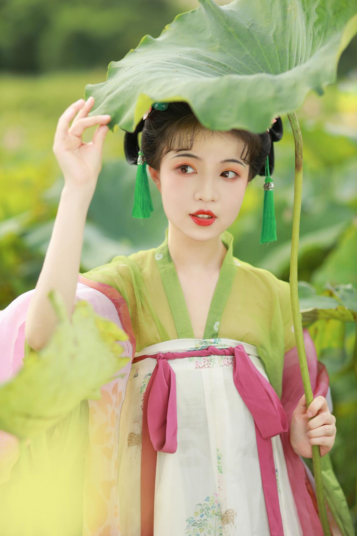 荷花少女 – 摄影：柳若汐- – 模特：我超白_-艺语图