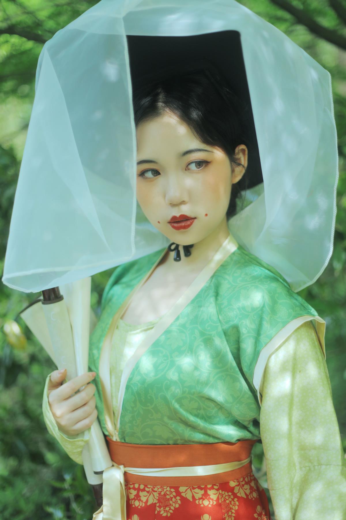 翠微 – 摄影：一口流心芝士 – 模特：一只高高-艺语图