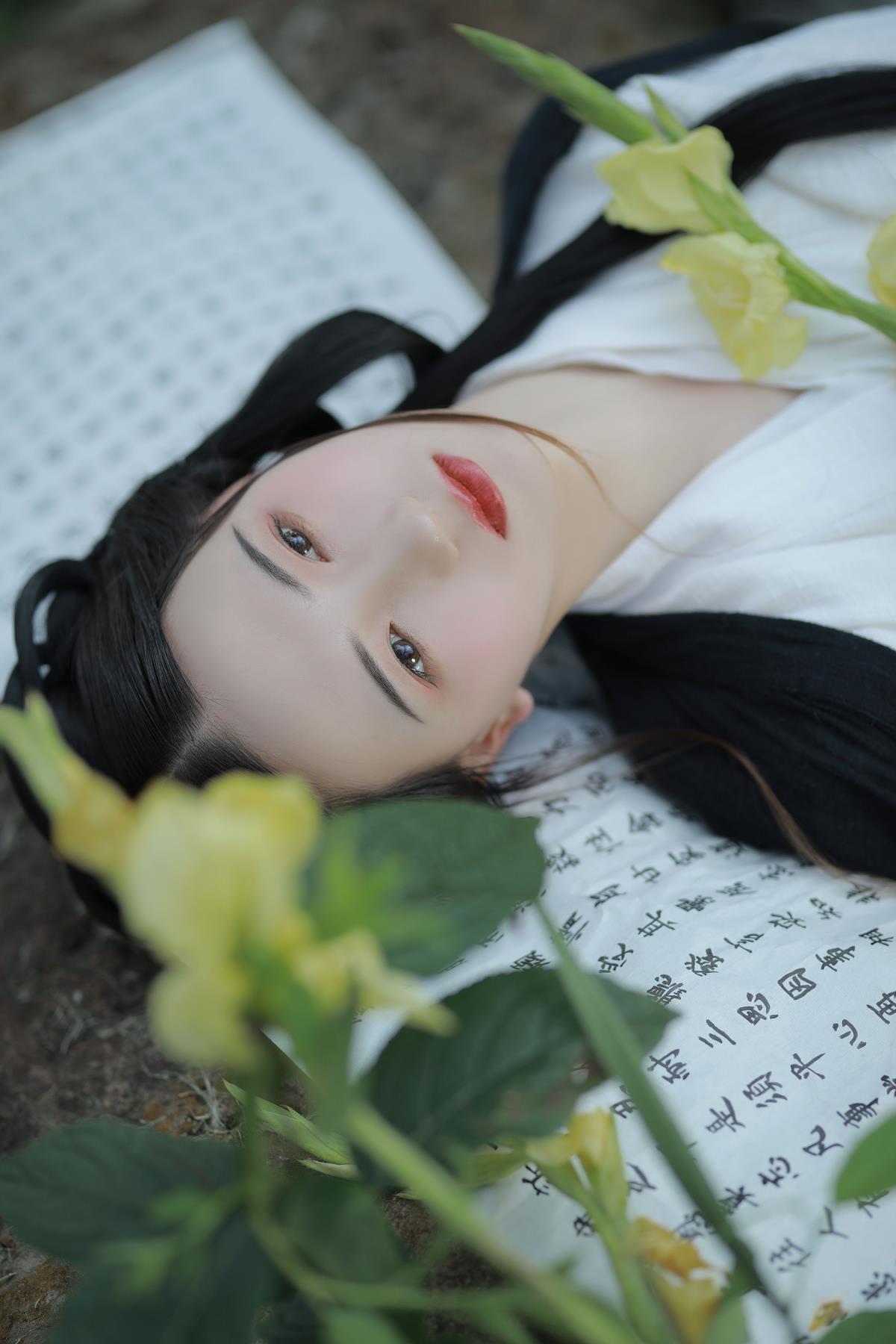 不得语 - 摄影：阿录- - 模特：Z-艺语图