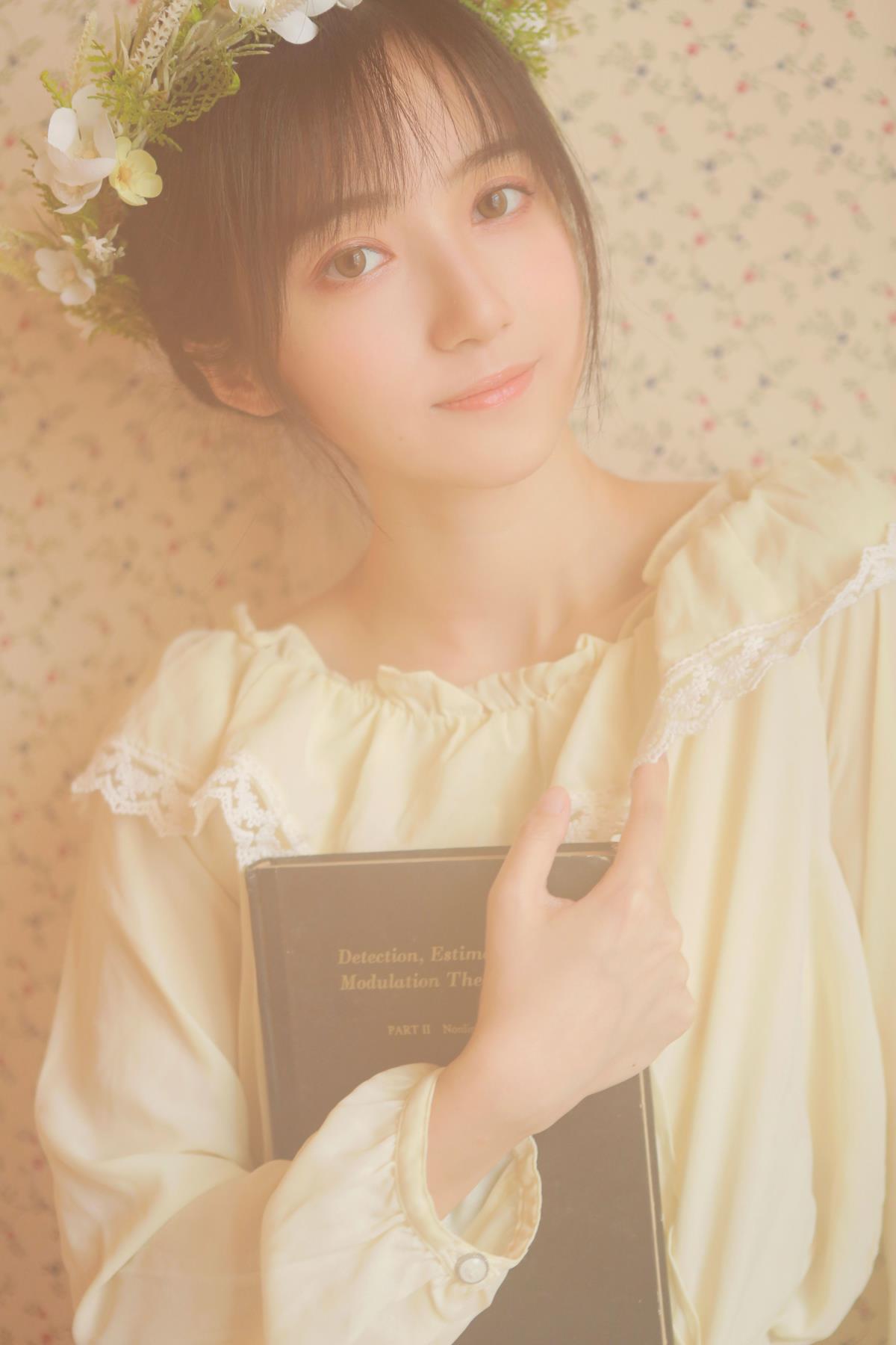 秘密花园 – 摄影：摄影师暗栀 – 模特：月半了吧-艺语图