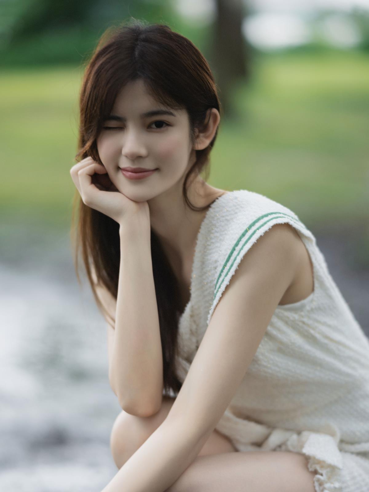 晴天阴天雨天 – 摄影：乌蝇Gor – 模特：诗诗-艺语图