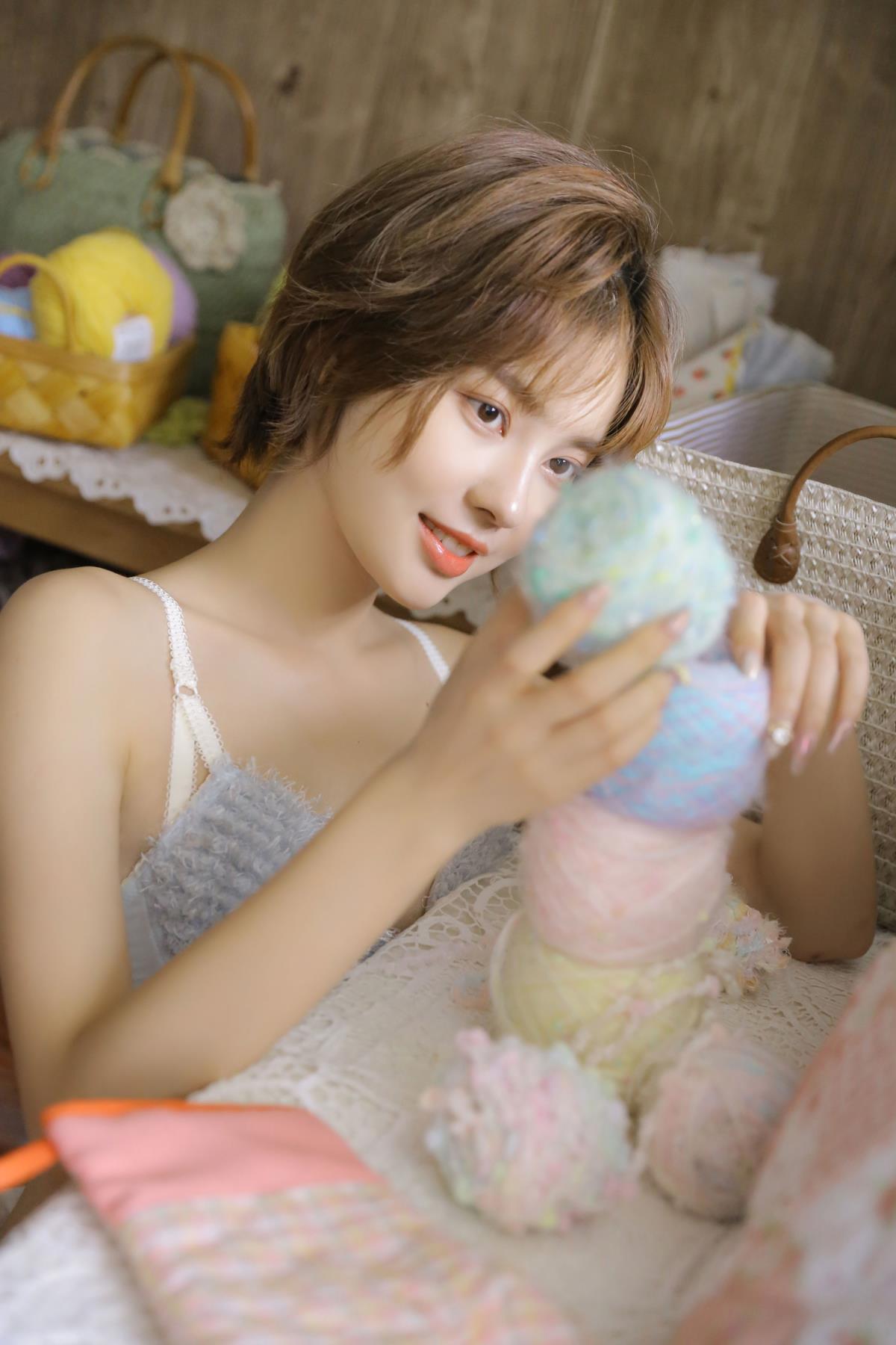 温柔交付 - 摄影：Sa娇少女写真馆 - 模特：子羲_sissi-艺语图