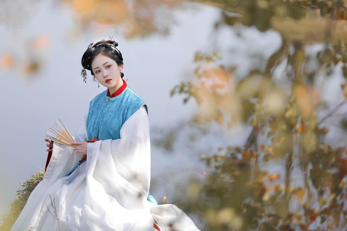 秋思 - 摄影：槐枝- - 模特：沉诗思-艺语图