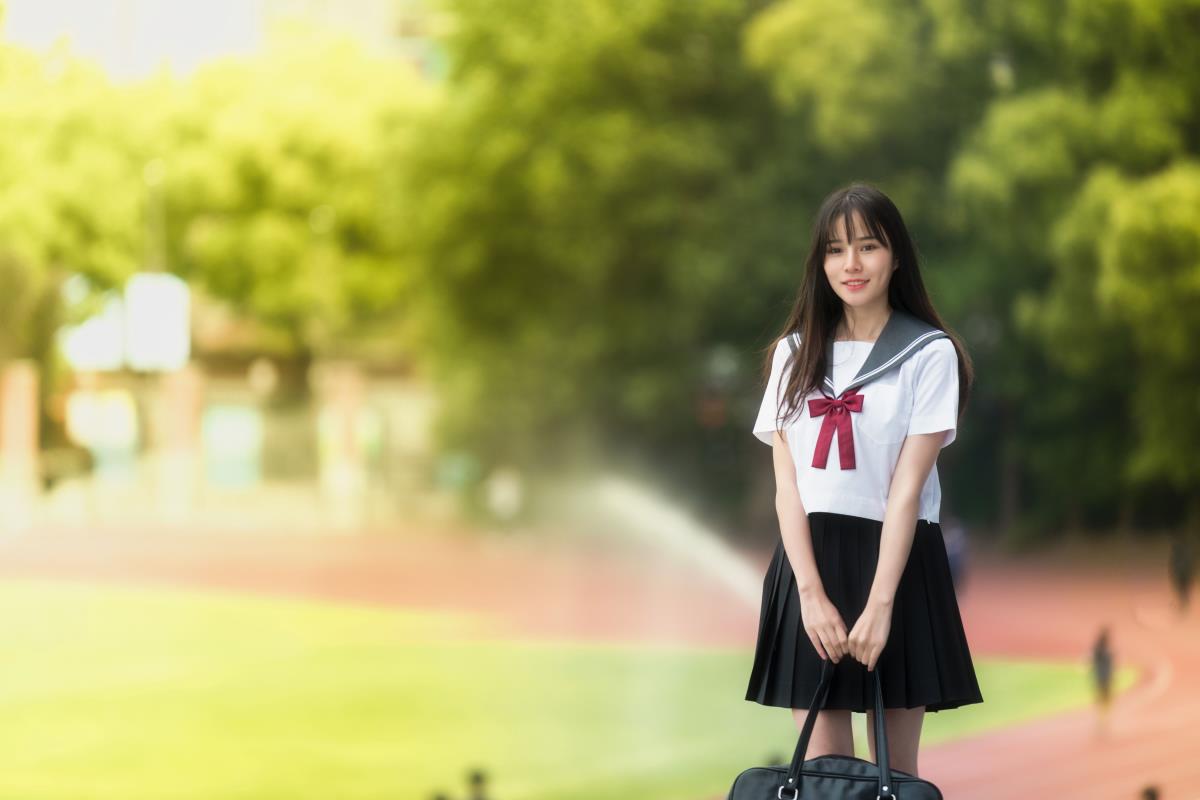 等你下课 – 摄影：魔颜社D叔 – 模特：米米-艺语图