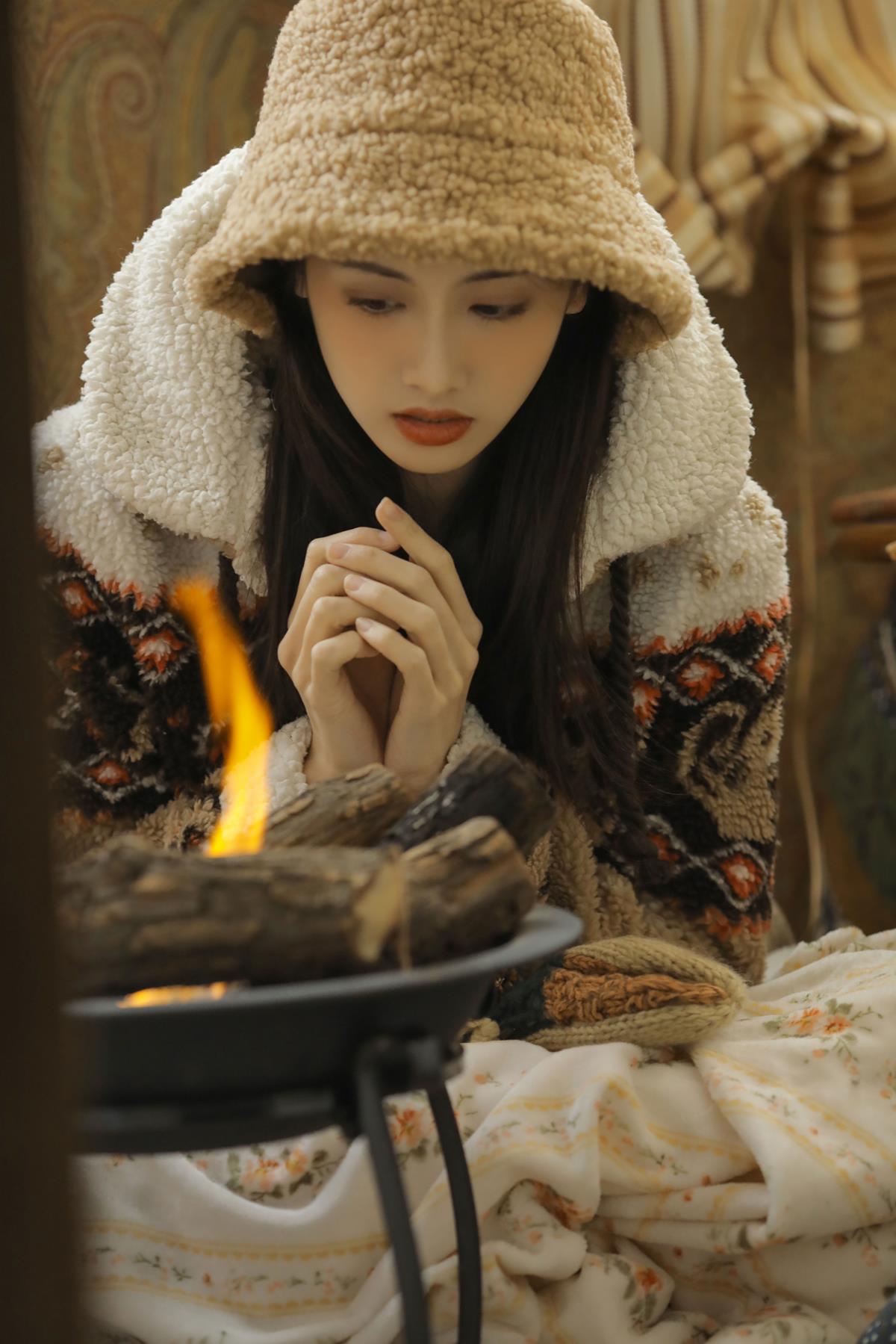 门没锁 - 摄影：Sa娇少女写真馆 - 模特：潘珺雅-艺语图