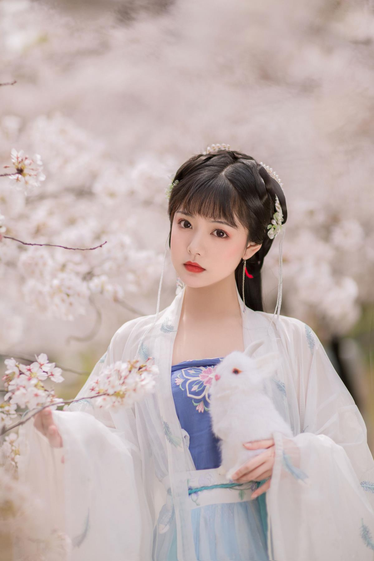 樱 – 摄影：柳若汐- – 模特：只喝奶盖-艺语图