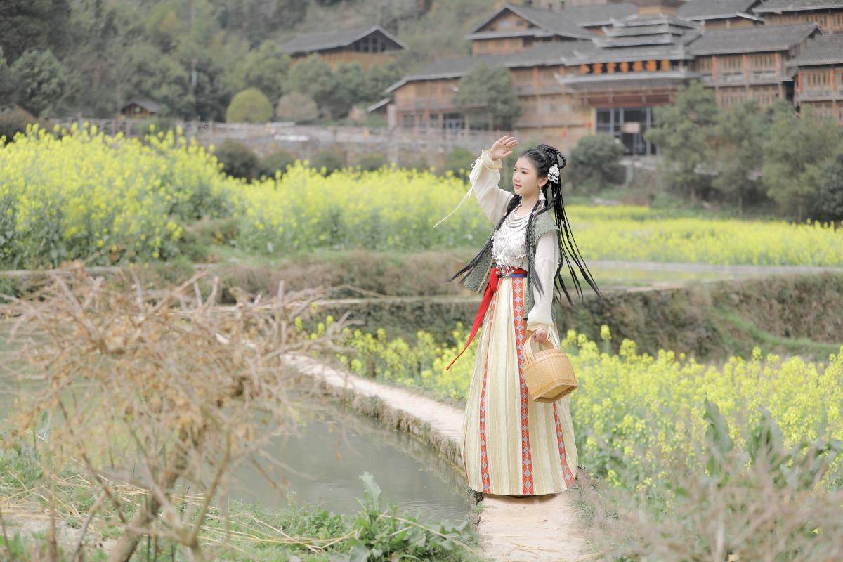 游记 - 摄影：槐枝- - 模特：酸辣湯兒-艺语图