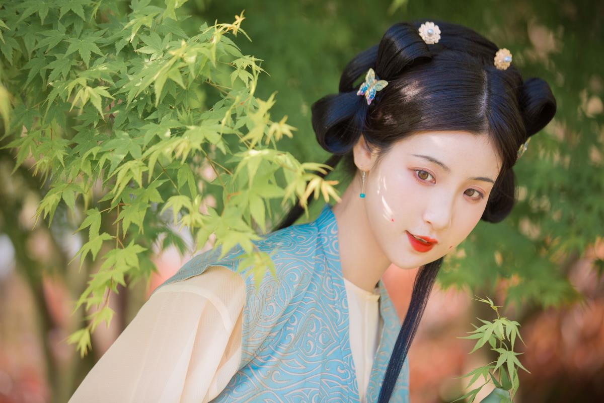 四月清和雨乍晴 – 摄影：双木嘉容 – 模特：我是金儿呀-艺语图