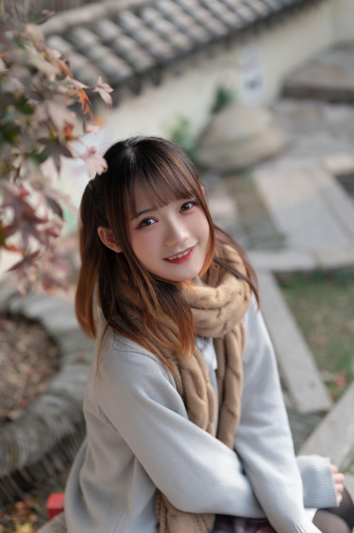 秋天的裙摆 – 摄影：魔颜社D叔 – 模特：兔子Zzz不吃胡萝卜-艺语图