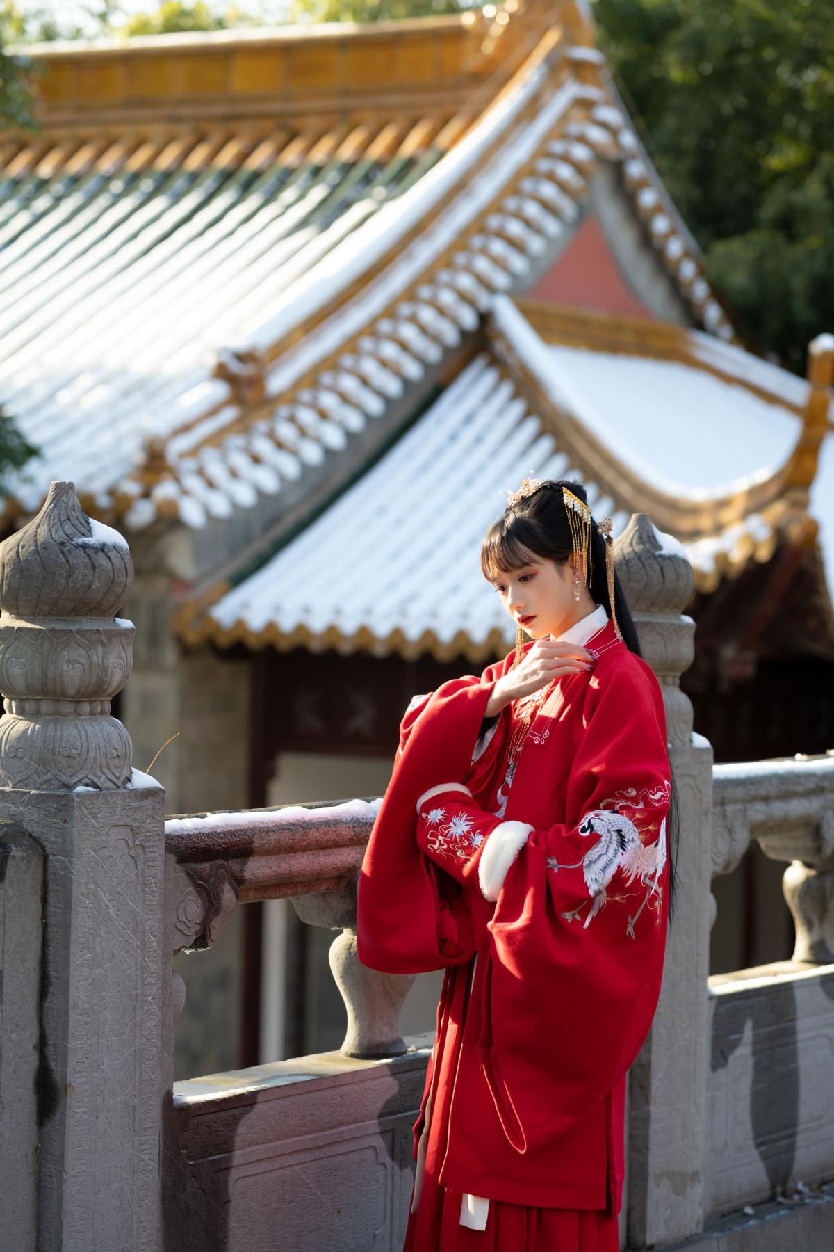 深宫雪 – 摄影：魔颜社D叔 – 模特：兔子Zzz不吃胡萝卜-艺语图