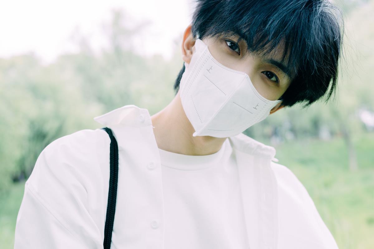 白衣少年 - 摄影：芥茉 - 模特：Hooooka-艺语图