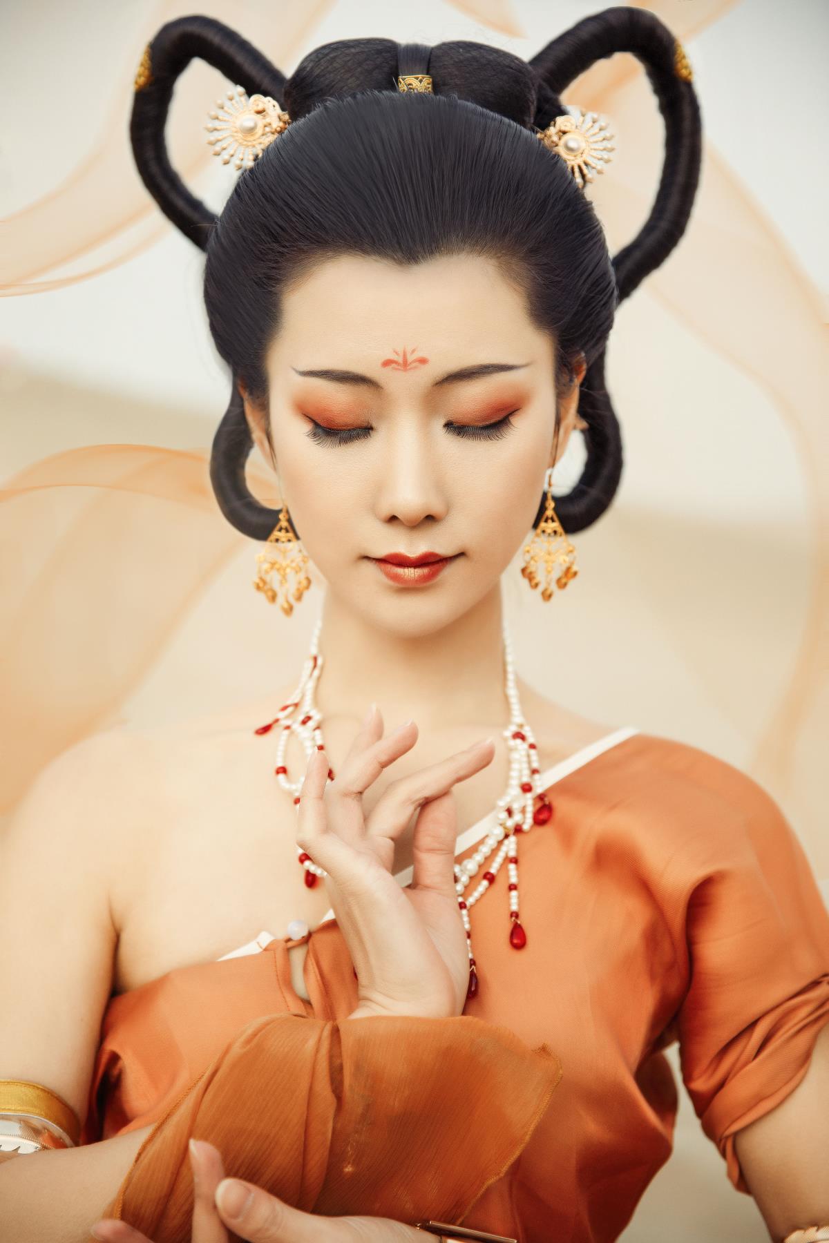 飞天 - 摄影：米木兮 - 模特：木哥-艺语图