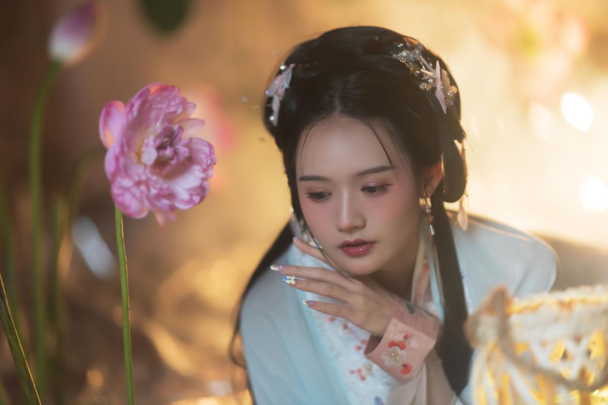 清欢 – 摄影：魔颜社D叔 – 模特：兔子Zzz不吃胡萝卜-艺语图