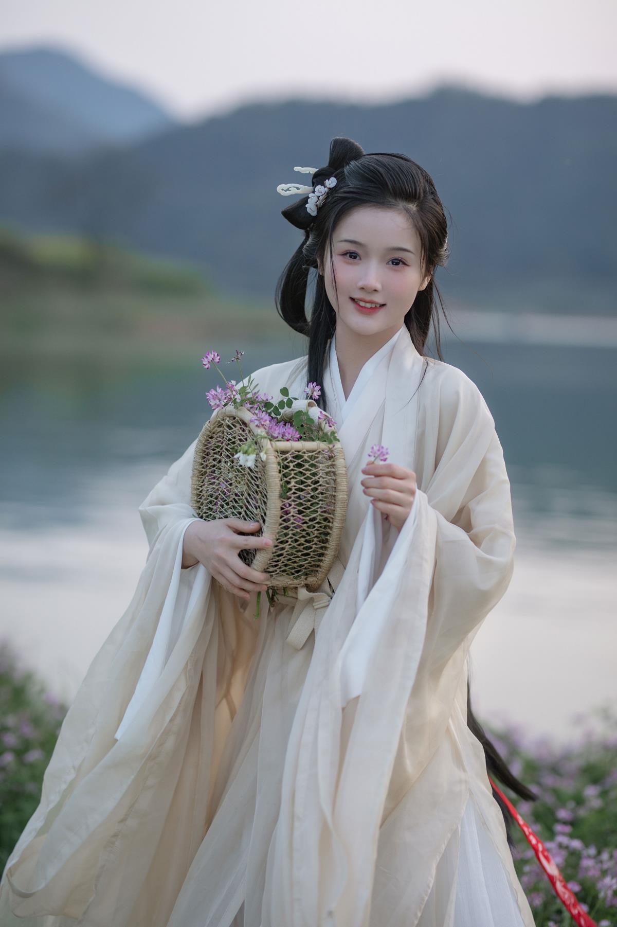 春归 – 摄影：花间 – 模特：至春禾-艺语图