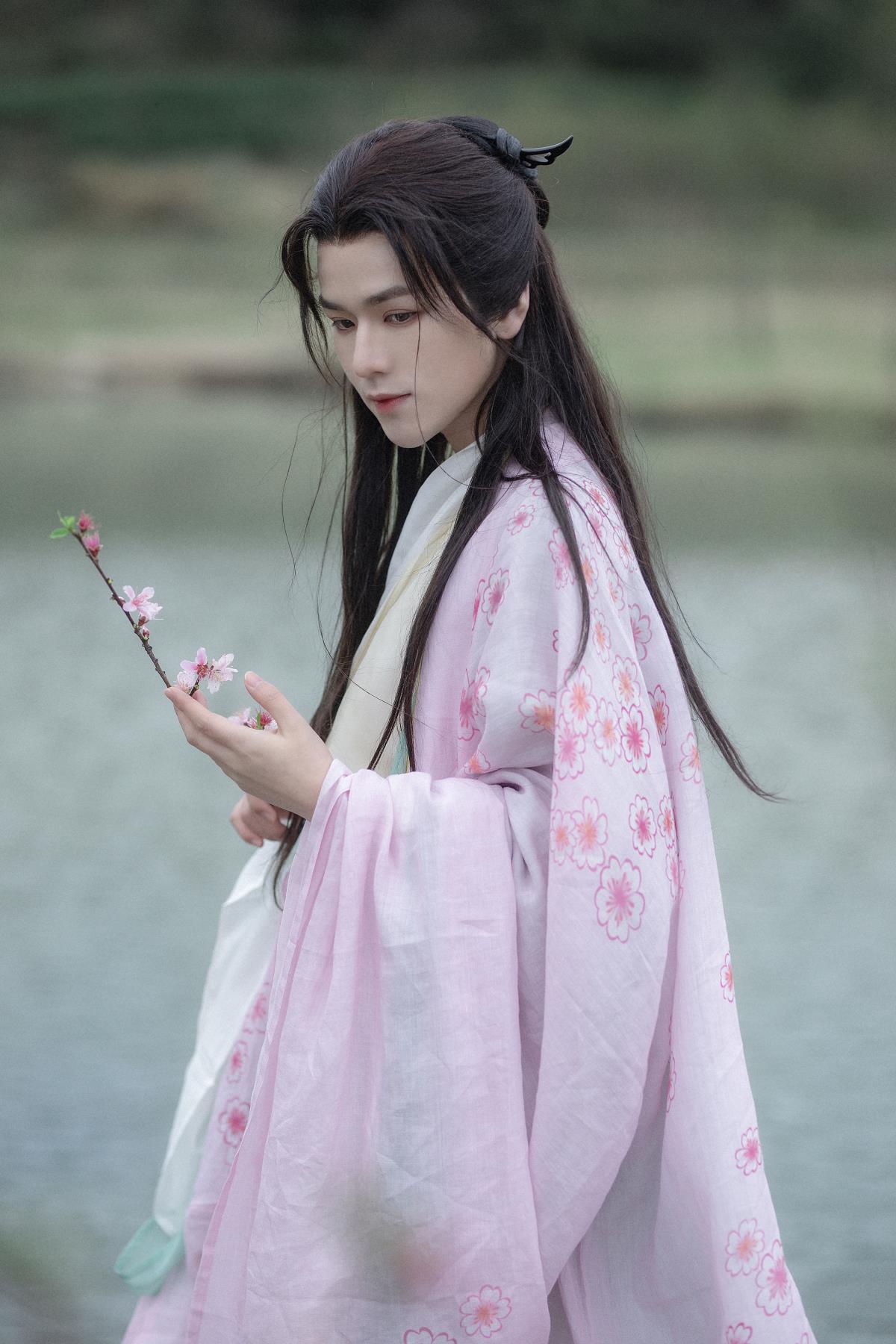 桃花仙人 - 摄影：花间 - 模特：李宇轩Yashon-艺语图