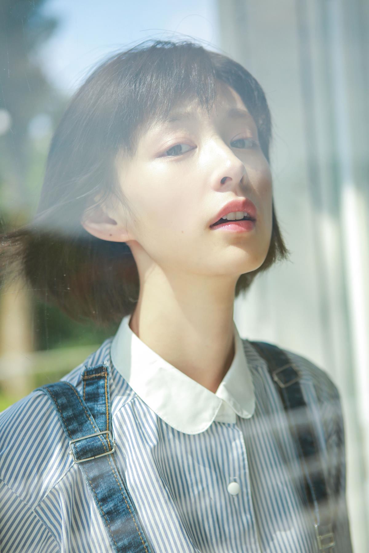 去拥抱一夏天的风 – 摄影：摄影师暗栀 – 模特：万粘青-艺语图