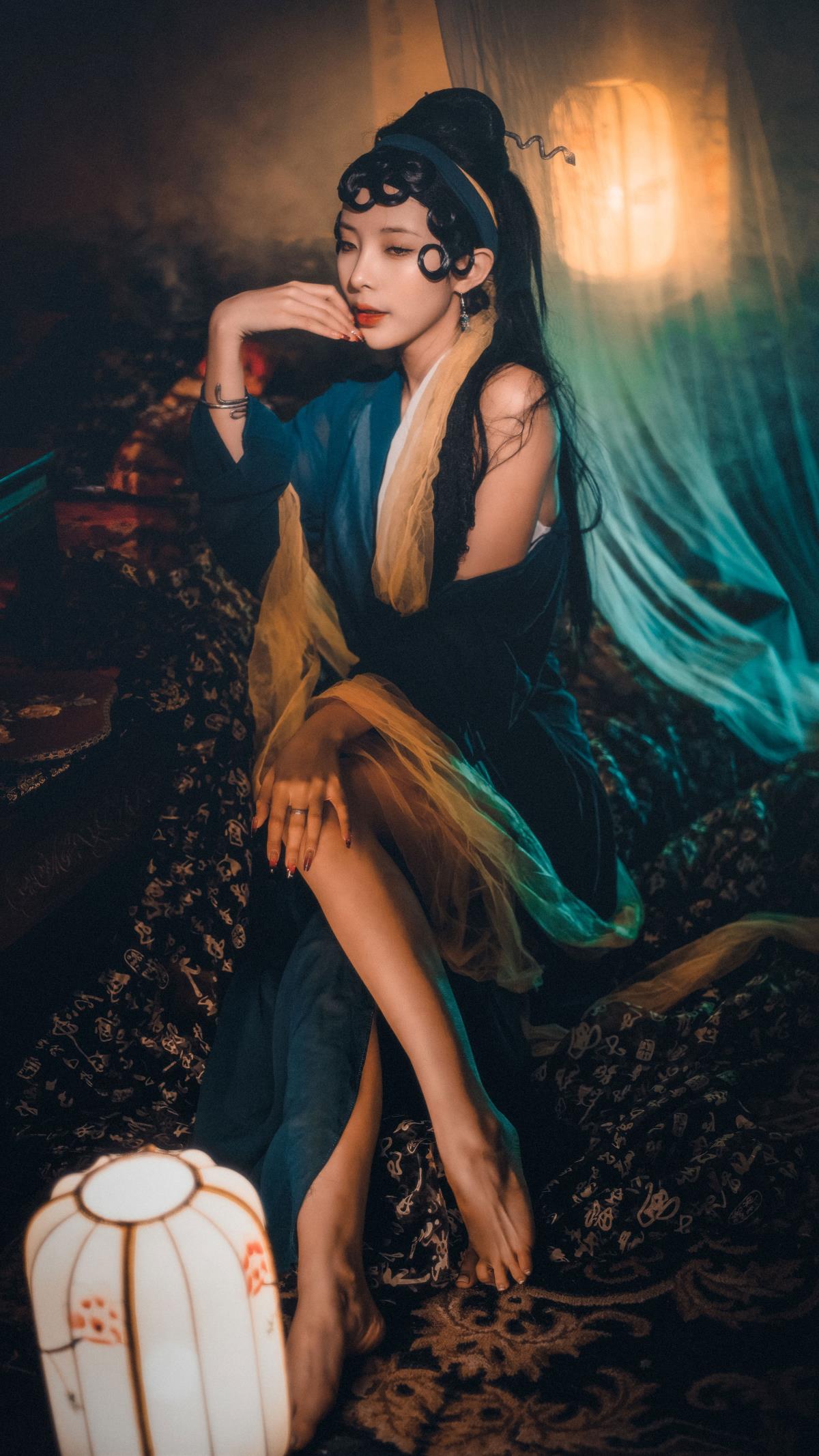 青衣 – 摄影：大鱼76 – 模特：原天夕子-艺语图