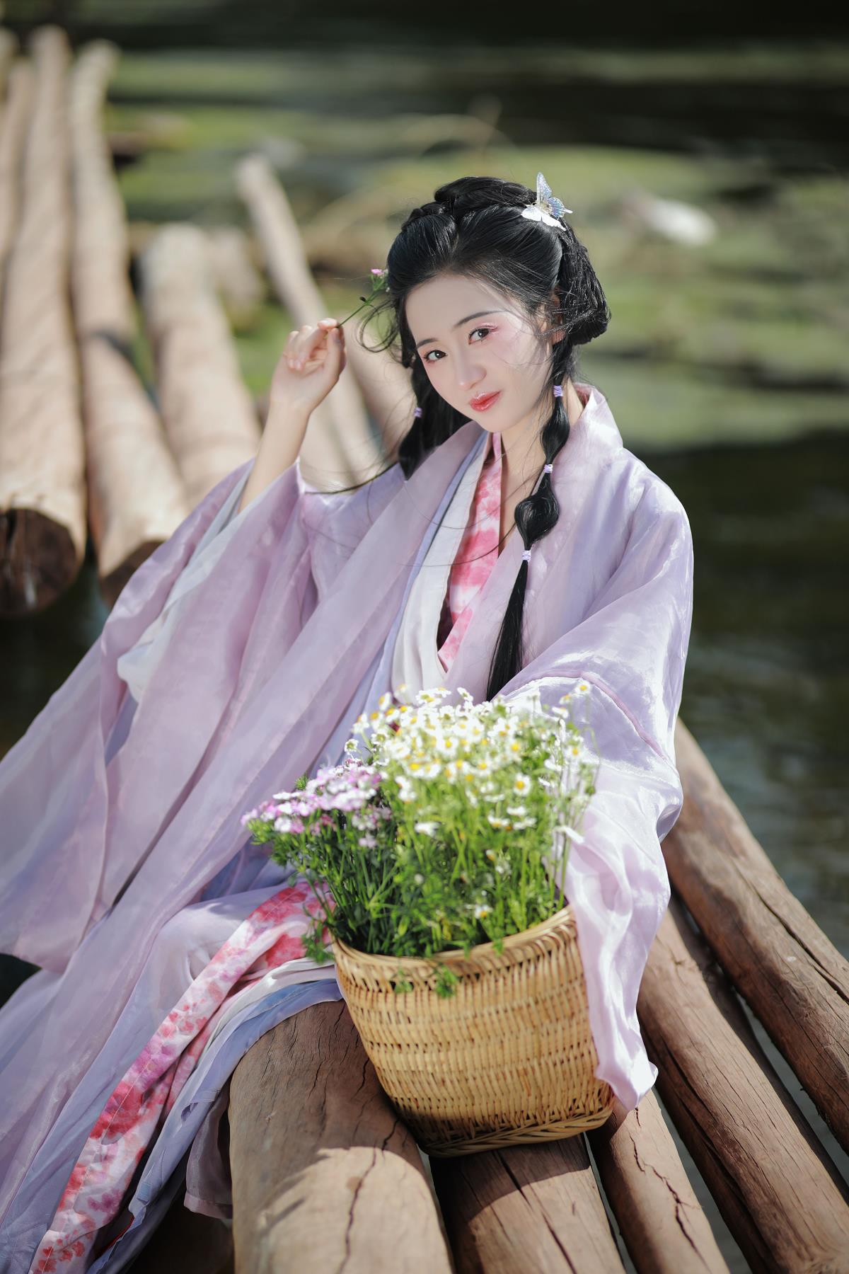 去随青草牧春牛 - 摄影：阿录- - 模特：瑜瑾-艺语图