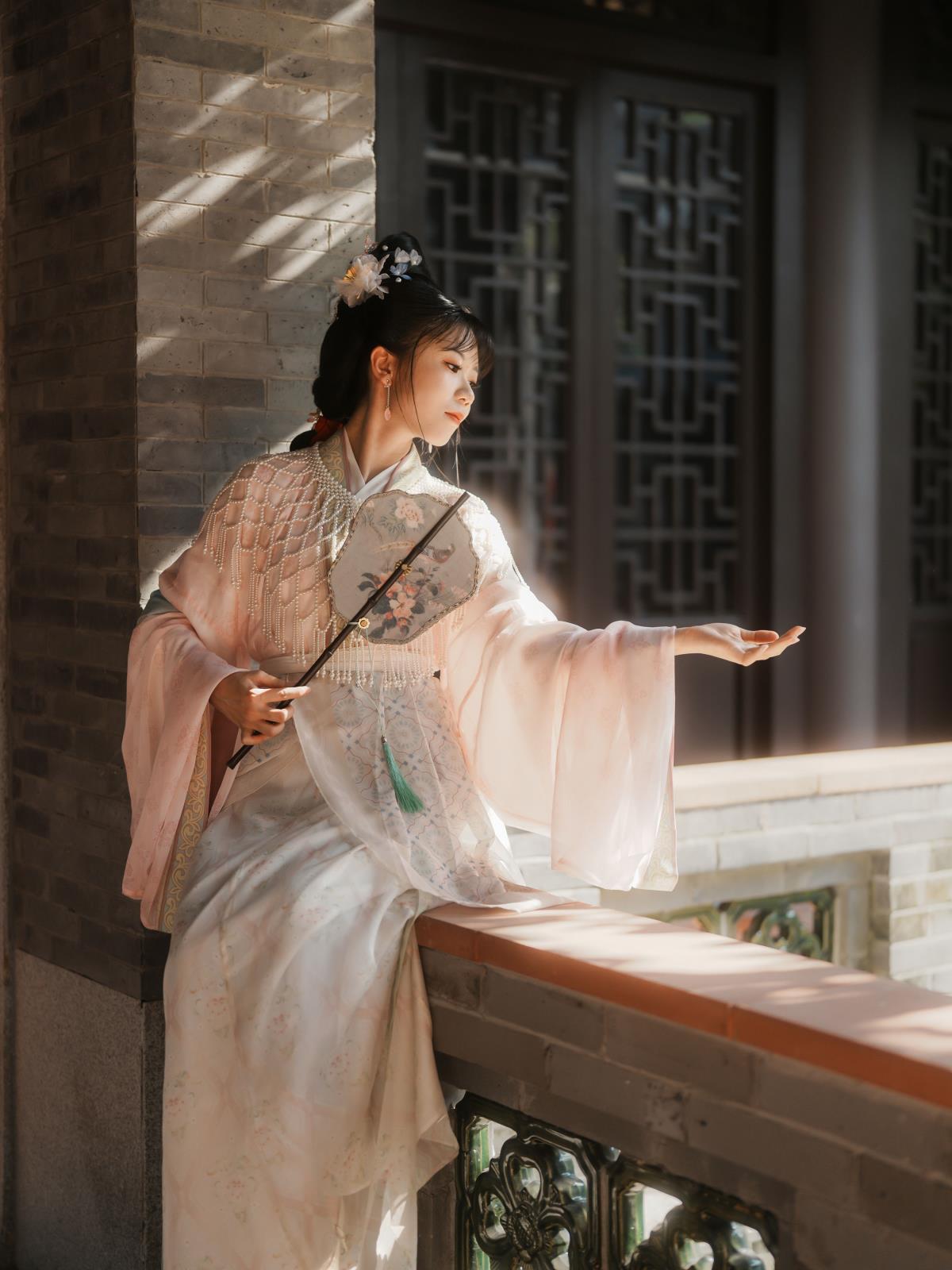 古之舞 - 摄影：摄影师杨小简 - 模特：菜菜-艺语图