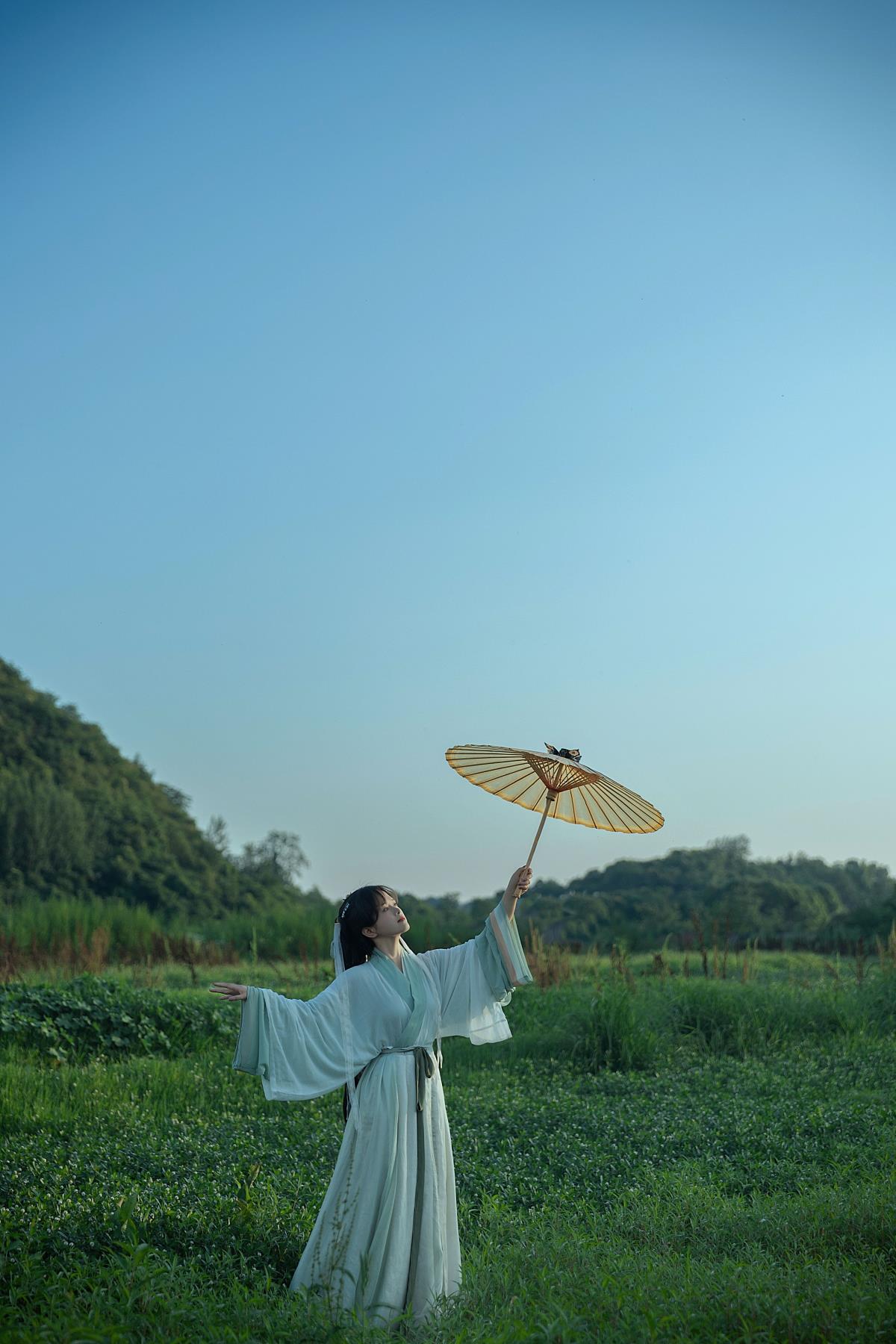 山月不知心里事 – 摄影：南乔儿 – 模特：蔡小虎-艺语图