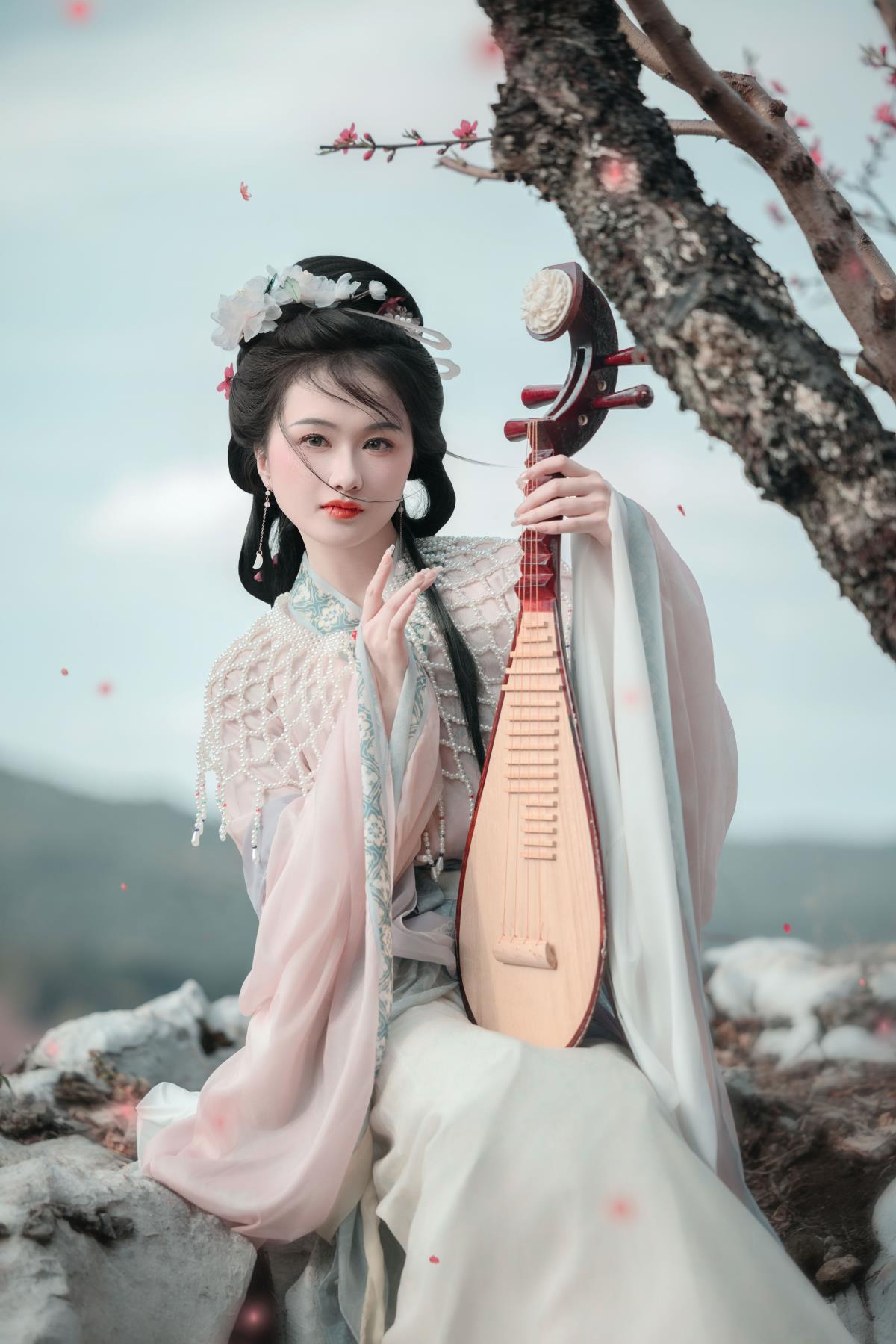 桃花醉 – 摄影：小果林 – 模特：大歪歪哥-艺语图