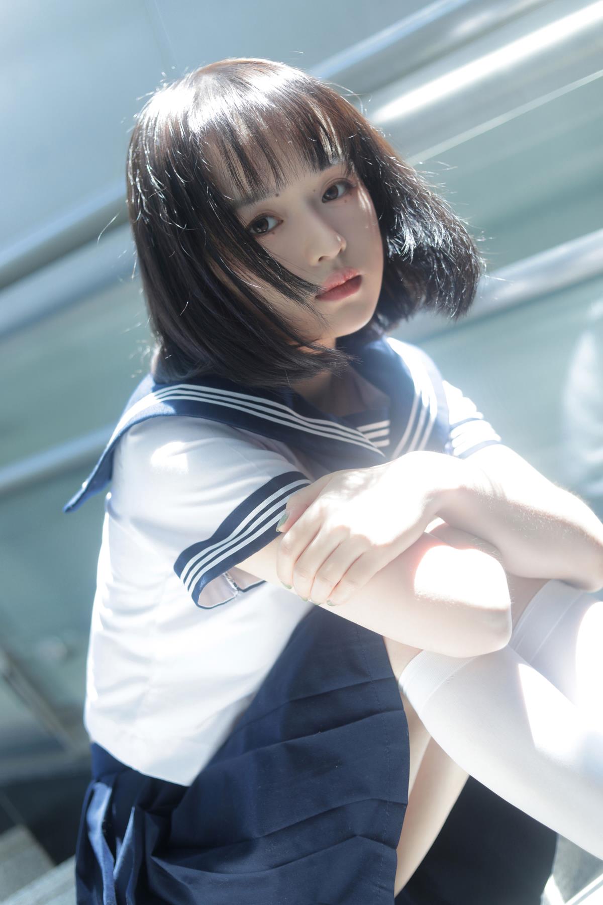 地铁等待 - 摄影:摄影师暗栀 - 模特:眷村小明-艺语图