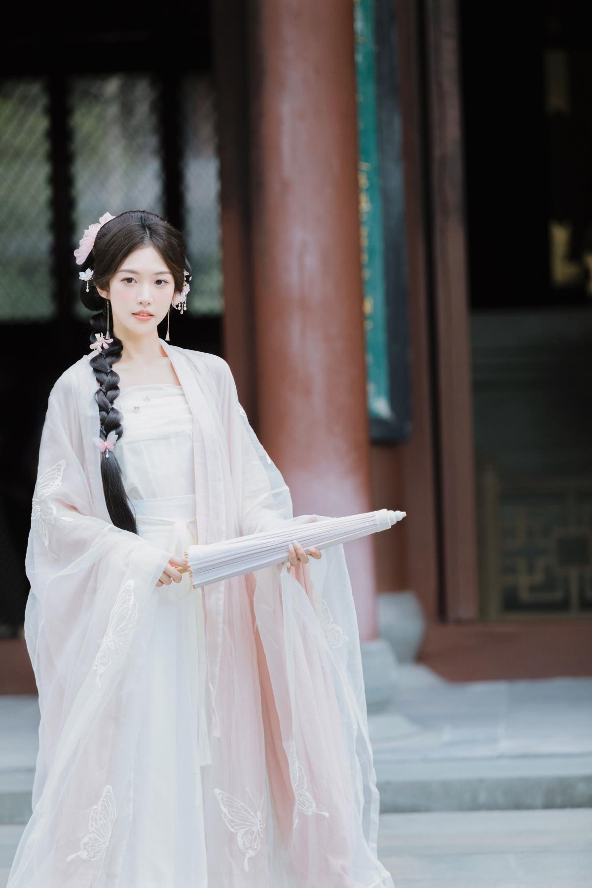 落叶聚还散，寒鸦栖复惊 - 摄影：wear_ - 模特：吴毅非-艺语图