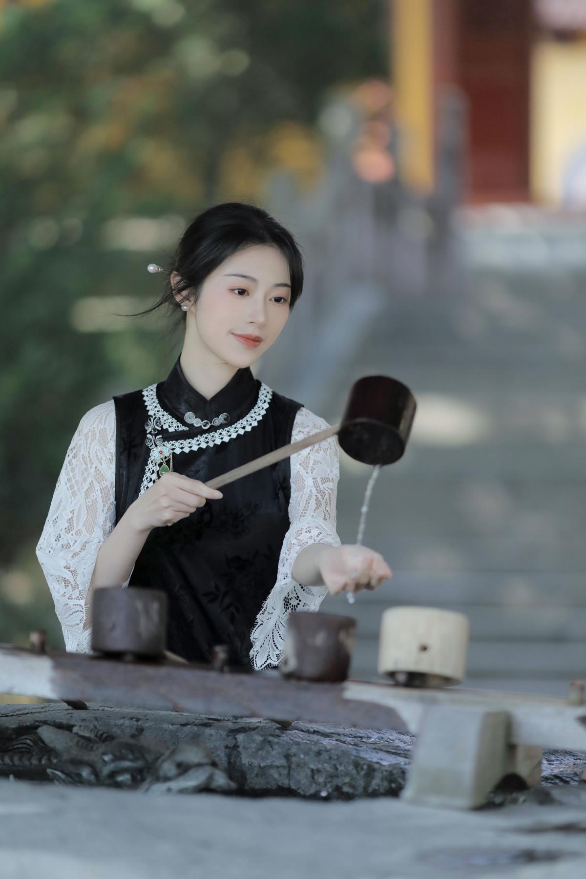 玉兰花 – 摄影：大燕儿lois – 模特：粉面姑娘-艺语图