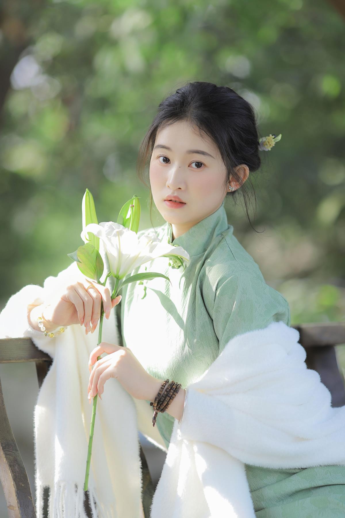 温润如玉 – 摄影：薄荷糖 – 模特：哇塞鱼鱼-艺语图