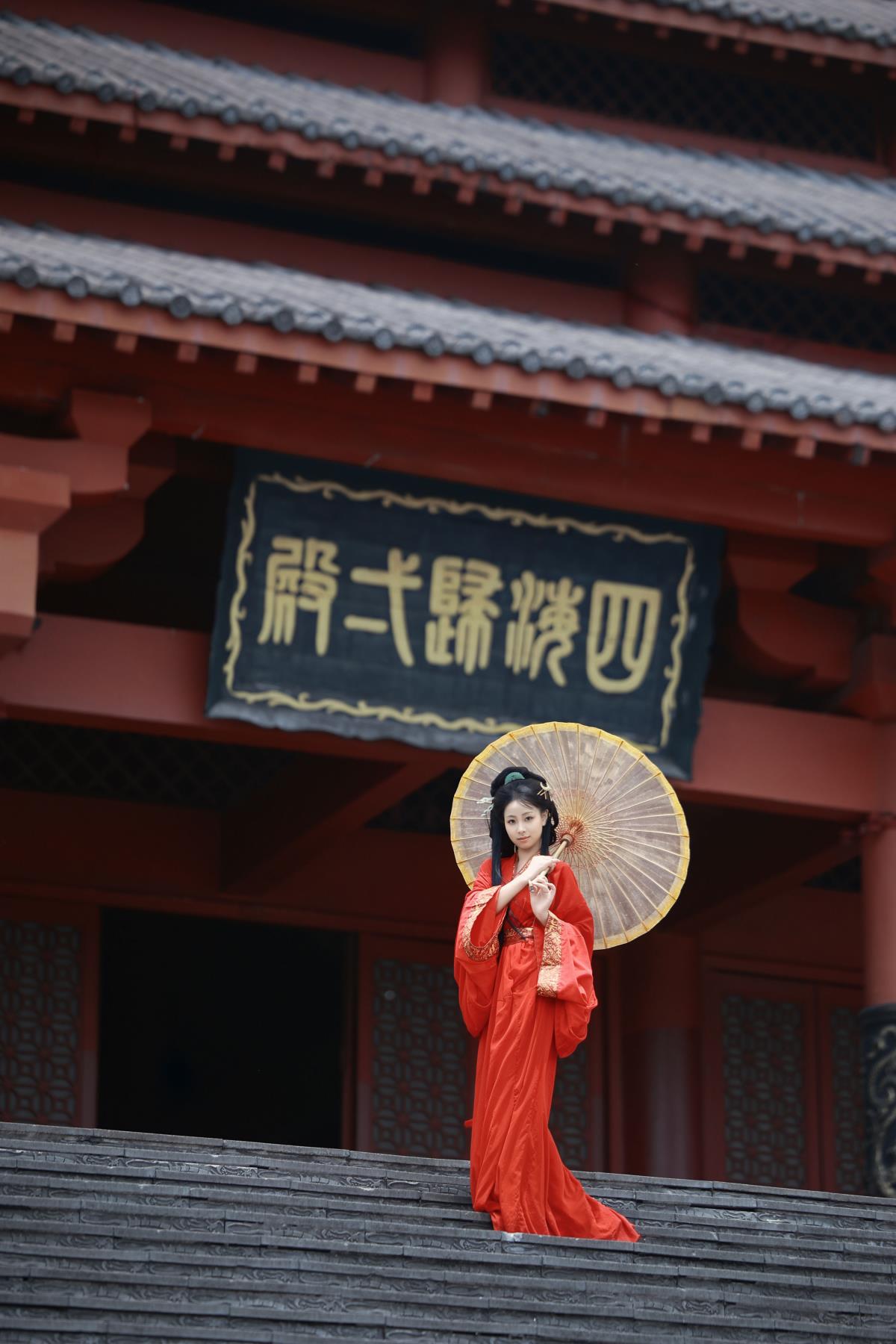 秦皇宫 战国袍 – 摄影：摄影师鹤白 – 模特：小u-艺语图