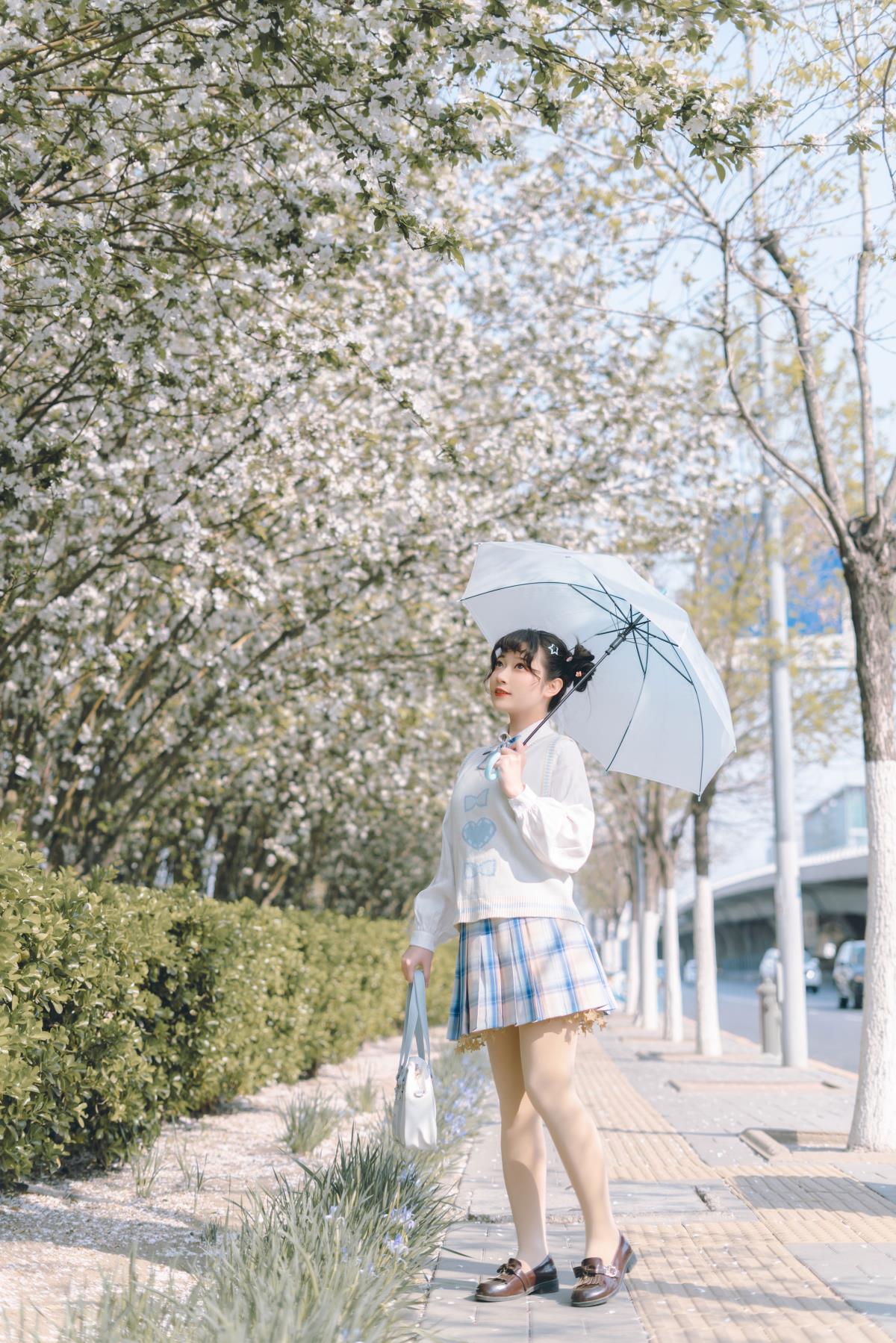 白色相簿 – 摄影：太特斯 – 模特：桃墨公子x-艺语图