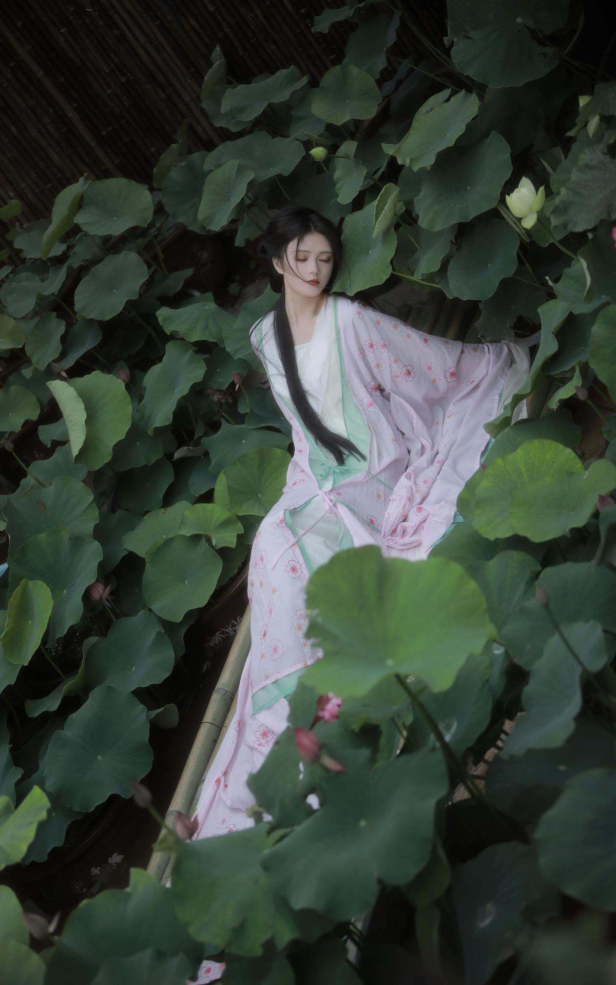 山川知夏，岁华灼灼 – 摄影：阿录- – 模特：吾岁岁-艺语图