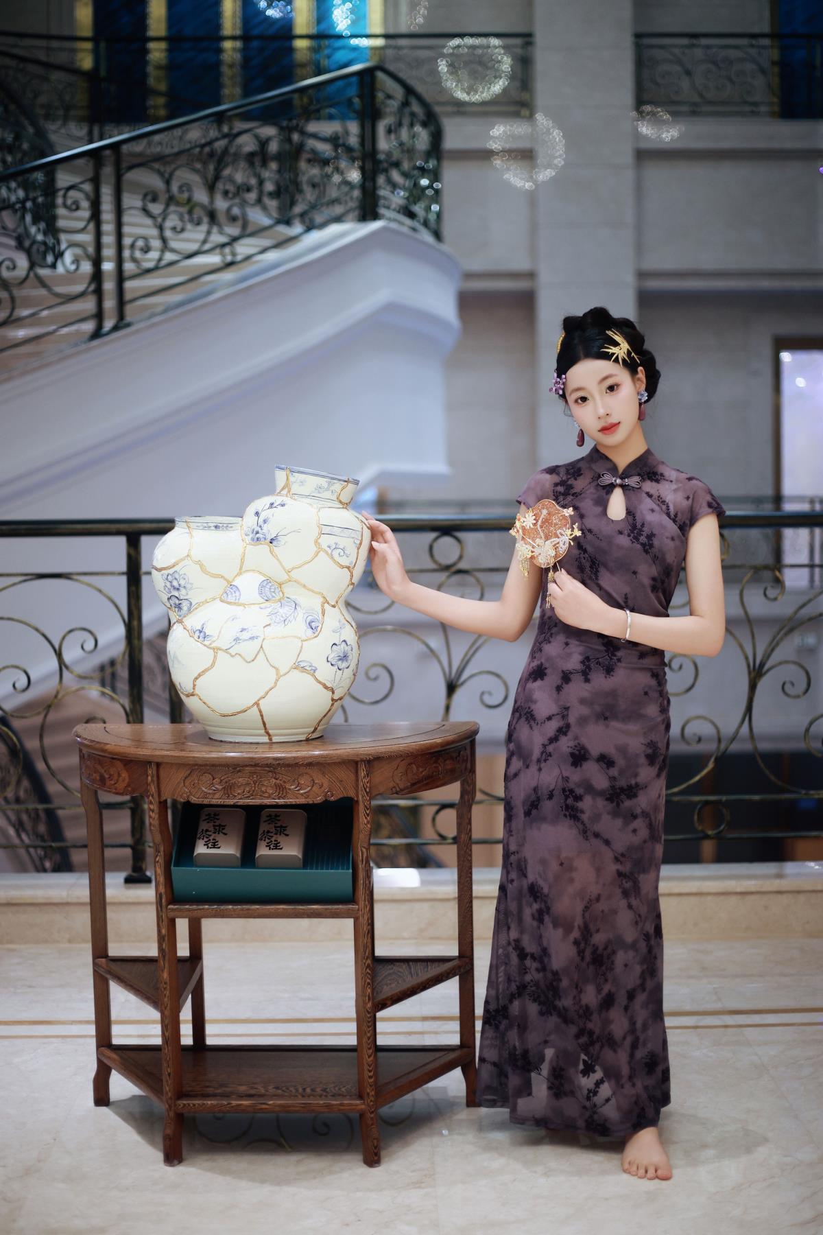 一抹紫色韵味 - 摄影：摄影师鹤白 - 模特：小u-艺语图